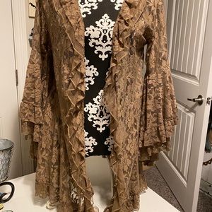 Beautiful lace ruffled cardigan